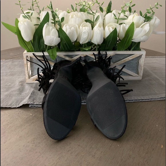 Black fringe shoes - Picture 4 of 4